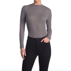 🎀 5/$20 🎀 Abound waffle knit bodysuit in grey size medium